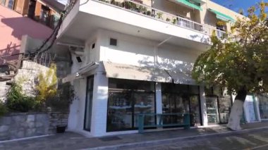 KAVALA, GREECE - 27 Aralık 2023: Eski Kavala kenti, Doğu Makedonya ve Trakya, Yunanistan