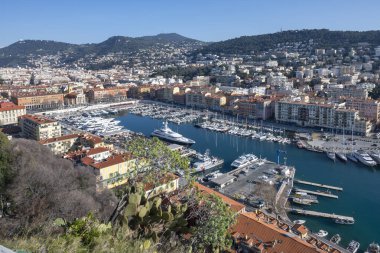 GÜZEL, FRANCE - 28 Ocak 2024: Nice Limanı, Provence Alpes-Cote d 'Azur, Fransa
