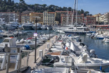 GÜZEL, FRANCE - 28 Ocak 2024: Nice Limanı, Provence Alpes-Cote d 'Azur, Fransa