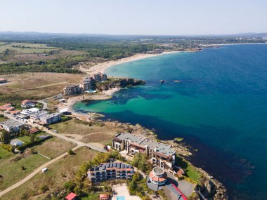 Bulgaristan 'ın Burgaz Bölgesi' ndeki Lozenets kasabası yakınlarındaki Karadeniz kıyılarının hava manzarası