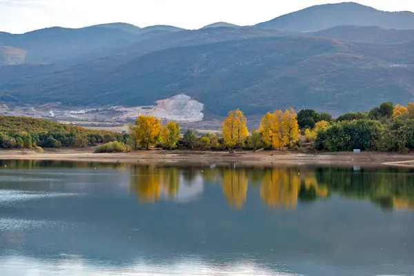 stock image Autumn view of The Forty Springs Reservoir near town of Asenovgrad, Plovdiv Region, Bulgaria