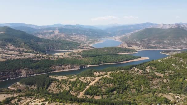 Fantastisk Antenn Utsikt Över Kardzhali Reservoir Och Arda Floden Meander — Stockvideo