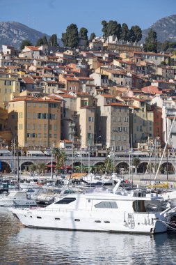MENTON, FRANCE - 27 Ocak 2024: Menton, Provence Alpes-Cote d 'Azur, Fransa' nın panoramik manzarası