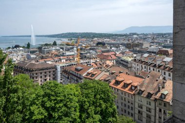 GENEVA, SWitzERLAND - 20 Haziran 2023: İsviçre 'nin Cenevre kentinin şaşırtıcı Panoramik manzarası