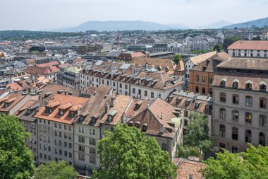 GENEVA, SWitzERLAND - 20 Haziran 2023: İsviçre 'nin Cenevre kentinin şaşırtıcı Panoramik manzarası