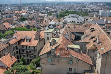 GENEVA, SWitzERLAND - 20 Haziran 2023: İsviçre 'nin Cenevre kentinin şaşırtıcı Panoramik manzarası