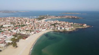 Bulgaristan 'ın Burgaz Bölgesi Sozopol ve Harmanite Plajı' nın hava manzarası