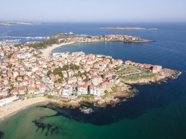 Bulgaristan 'ın Burgaz Bölgesi Sozopol ve Harmanite Plajı' nın hava manzarası