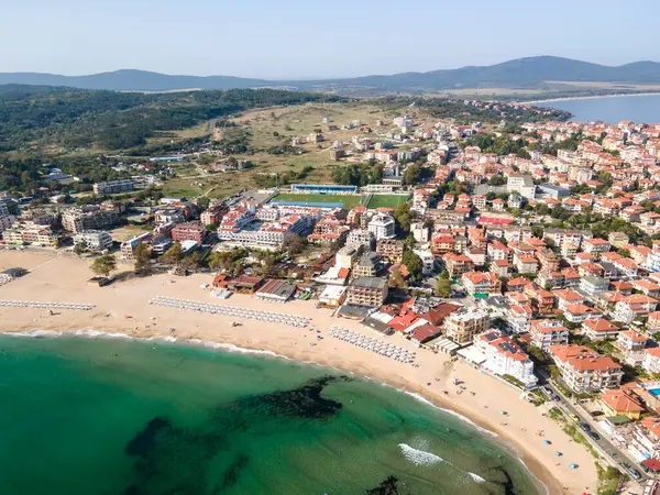 Bulgaristan 'ın Burgaz Bölgesi Sozopol ve Harmanite Plajı' nın hava manzarası