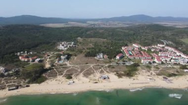 Bulgaristan 'ın Burgaz Bölgesi Sozopol yakınlarındaki Smokinya Plajı' nın hava manzarası 