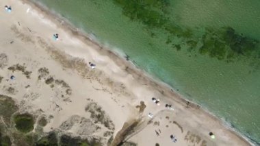 Bulgaristan 'ın Burgaz Bölgesi Mercan plajı yakınlarındaki Karadeniz kıyılarının hava manzarası 