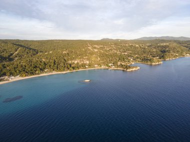 Koviou Sahili yakınlarındaki Sithonia kıyı şeridi, Chalkidiki, Orta Makedonya, Yunanistan