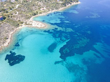 Lagonisi Sahili yakınlarındaki Sithonia kıyı şeridi, Chalkidiki, Orta Makedonya, Yunanistan