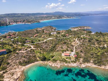 Lagonisi Sahili yakınlarındaki Sithonia kıyı şeridi, Chalkidiki, Orta Makedonya, Yunanistan