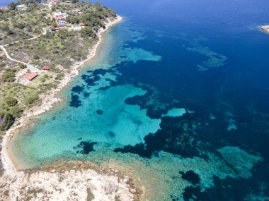 Lagonisi Sahili yakınlarındaki Sithonia kıyı şeridi, Chalkidiki, Orta Makedonya, Yunanistan