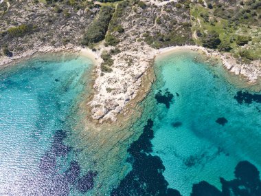 Lagonisi Sahili yakınlarındaki Sithonia kıyı şeridi, Chalkidiki, Orta Makedonya, Yunanistan