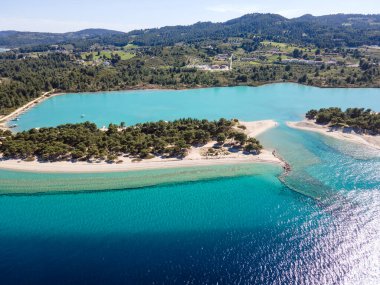 Lagoon Sahili yakınlarındaki Kassandra kıyı şeridi, Chalkidiki, Orta Makedonya, Yunanistan