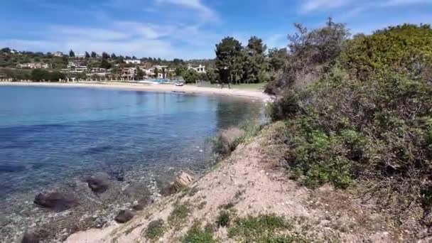 カストリビーチ チョルキキ セントラルマケドニア ギリシャに近いシトニアの海岸線の素晴らしい景色 — ストック動画