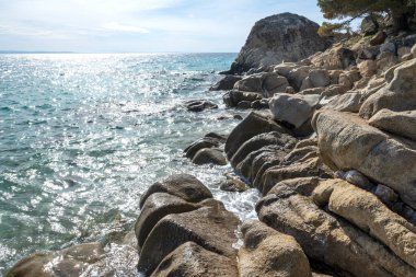 Koviou Sahili yakınlarındaki Sithonia kıyı şeridi, Chalkidiki, Orta Makedonya, Yunanistan