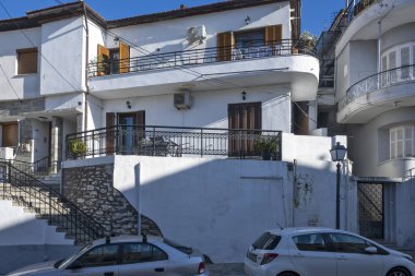 KAVALA, GREECE - 27 Aralık 2023: Eski Kavala kenti, Doğu Makedonya ve Trakya, Yunanistan