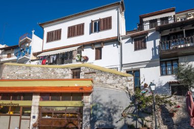 KAVALA, GREECE - 27 Aralık 2023: Eski Kavala kenti, Doğu Makedonya ve Trakya, Yunanistan