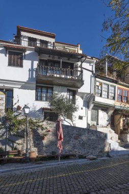 KAVALA, GREECE - 27 Aralık 2023: Eski Kavala kenti, Doğu Makedonya ve Trakya, Yunanistan