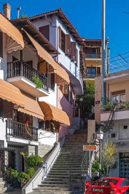 KAVALA, GREECE - 27 Aralık 2023: Eski Kavala kenti, Doğu Makedonya ve Trakya, Yunanistan