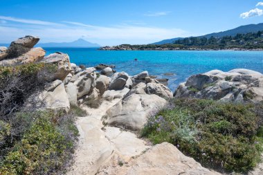 Karydi Sahili yakınlarındaki Sithonia kıyı şeridi, Chalkidiki, Orta Makedonya, Yunanistan