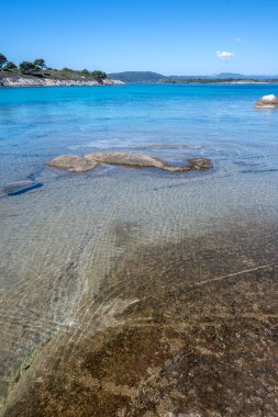 Karydi Sahili yakınlarındaki Sithonia kıyı şeridi, Chalkidiki, Orta Makedonya, Yunanistan
