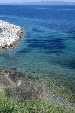 Nea Fokea, Chalkidiki, Orta Makedonya ve Yunanistan yakınlarındaki Kassandra kıyı şeridinin inanılmaz manzarası