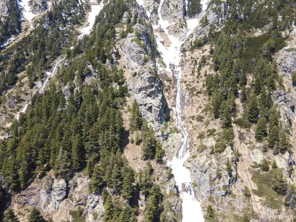 Suhoto Gölü (kuru göl), Rila Dağı, Kyustendil bölgesi, Bulgaristan