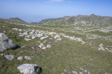 Bulgaristan 'ın Kalin zirvesi yakınlarındaki Rila Dağı' nın İnanılmaz Yaz Manzarası