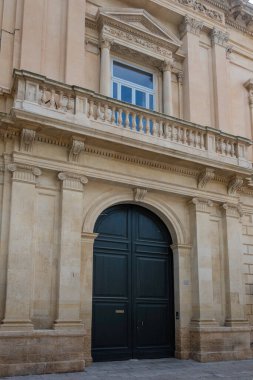 İtalya 'nın Apulia Bölgesi' ndeki Eski Lecce kasabasının muhteşem manzarası.