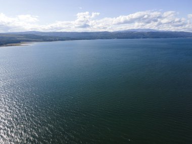 Bulgaristan 'ın Sofya kenti yakınlarındaki Iskar Reservoir' in şaşırtıcı hava manzarası