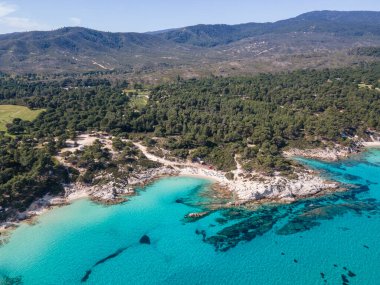 Orange Beach, Chalkidiki, Orta Makedonya ve Yunanistan yakınlarındaki Sithonia kıyı şeridinin inanılmaz manzarası