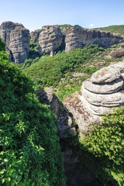 Meteora Manastırları, Teselya, Yunanistan 'ın Bahar Panoramik Manastırı