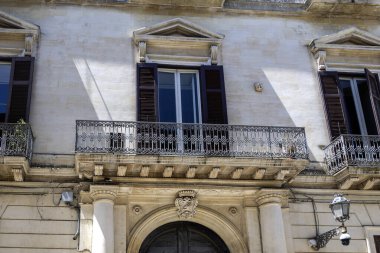 İtalya 'nın Apulia Bölgesi' ndeki Eski Lecce kasabasının muhteşem manzarası.