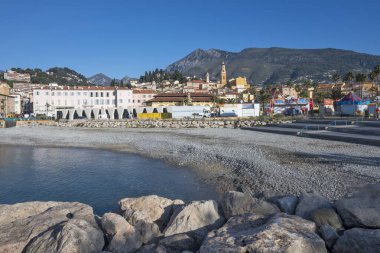 MENTON, FRANCE - 27 Ocak 2024: Menton, Provence Alpes-Cote d 'Azur, Fransa' nın panoramik manzarası