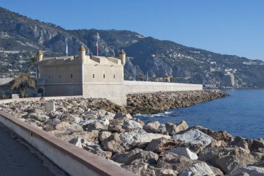 MENTON, FRANCE - 27 Ocak 2024: Menton, Provence Alpes-Cote d 'Azur, Fransa' nın panoramik manzarası