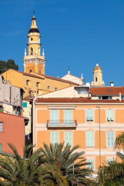 MENTON, FRANCE - 27 Ocak 2024: Menton, Provence Alpes-Cote d 'Azur, Fransa' nın panoramik manzarası