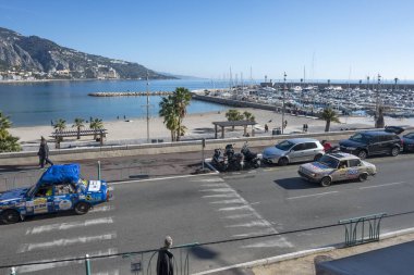 MENTON, FRANCE - 27 Ocak 2024: Menton, Provence Alpes-Cote d 'Azur, Fransa' nın panoramik manzarası