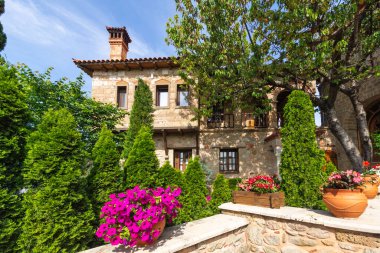 Meteora Manastırları, Teselya, Yunanistan 'ın Bahar Panoramik Manastırı