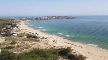 Bulgaristan 'ın Burgaz Bölgesi Sozopol yakınlarındaki Smokinya Plajı' nın hava manzarası 