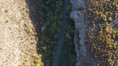 Bulgaristan 'ın Altın Panega Nehri boyunca Iskar Panega Geopark' ın hava manzarası