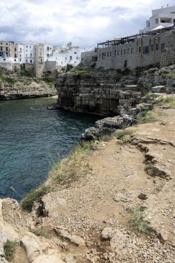 Polignano a Mare, Apulia Bölgesi 'nin muhteşem manzarası.