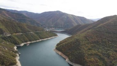 Vacha (Antonivanovtsi) Reservoir, Rodop Dağları, Filibe Bölgesi, Bulgaristan