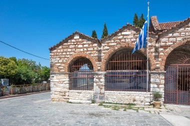 Tipik Sokak ve Yunanistan 'ın Arta, Epirus kentindeki bina