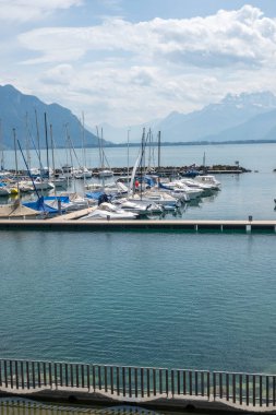 MONTREUX, SWitzERLAND - 19 Haziran 2023: Montreux, Vaud Kantonu, İsviçre Yaz Panoraması