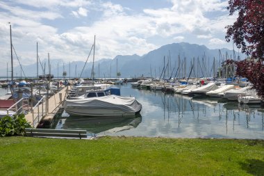 MONTREUX, SWitzERLAND - 19 Haziran 2023: Montreux, Vaud Kantonu, İsviçre Yaz Panoraması