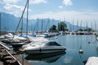 MONTREUX, SWitzERLAND - 19 Haziran 2023: Montreux, Vaud Kantonu, İsviçre Yaz Panoraması